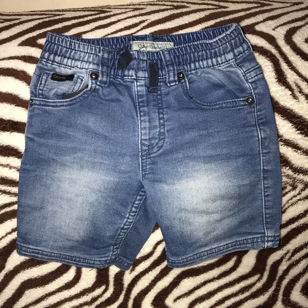 Calvin Klein jeans size 5 shorts 🩳💕 - Picture 1 of 3